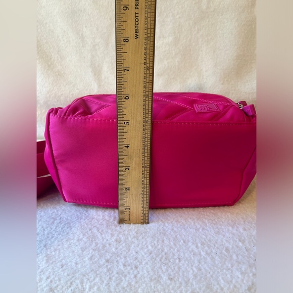 IHKWIP Pink Crossbody Bag NEW - Picture 7 of 12